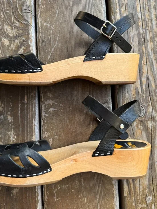 Swedish Hasbeens Black Ornament Clog Sandal in Women's US 10/41EU - Retail $260 - Picture 8 of 16